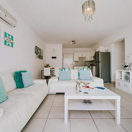 Apartament Yasmin Paralimni